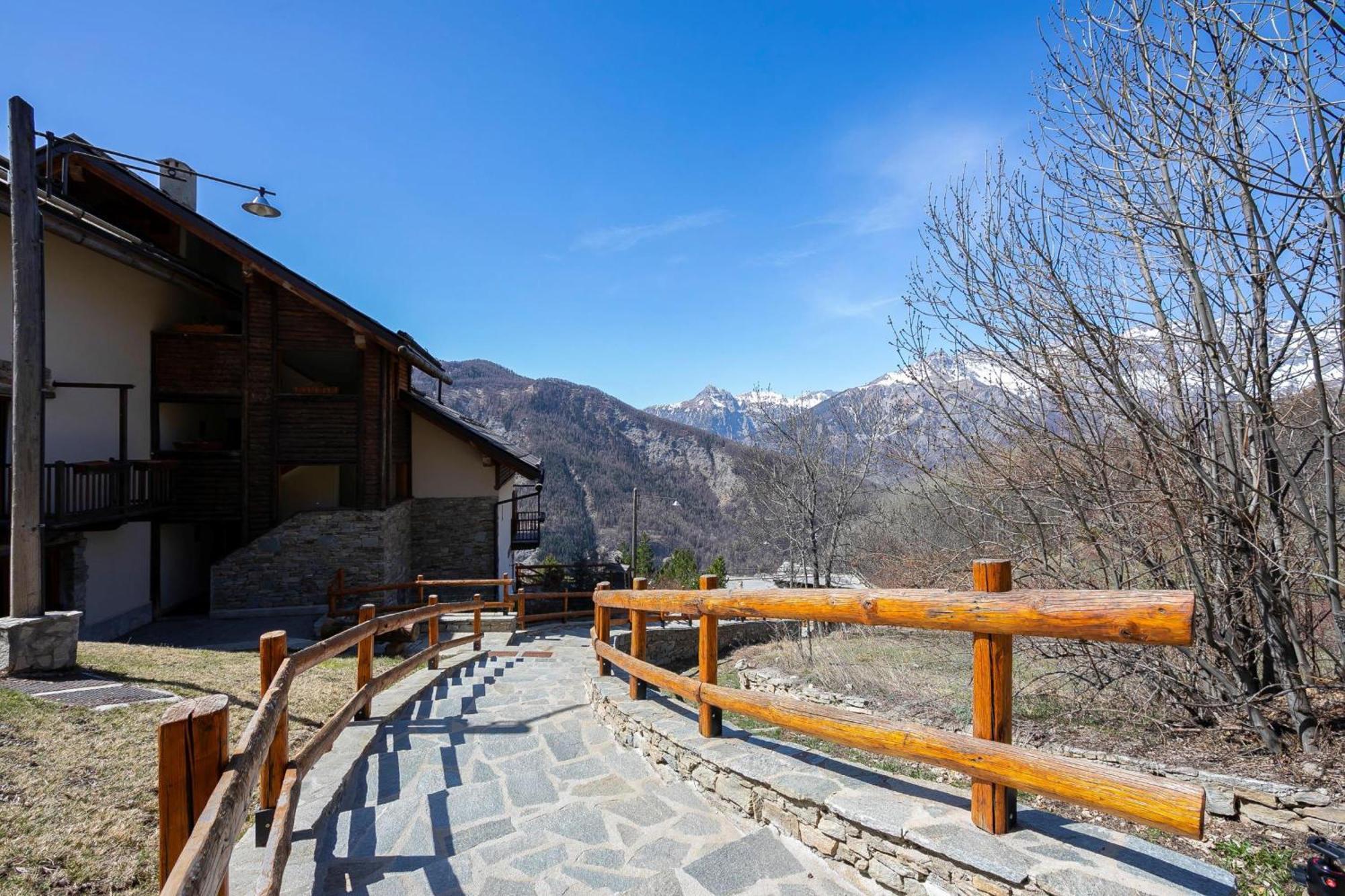Rebecca'S House Few Steps From Skiing - Happy Rentals Bardonecchia Ngoại thất bức ảnh